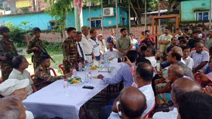 সোনারগাঁয়ে পূজা কমিটির সঙ্গে সেনাবাহিনীর মতবিনিময় সভা